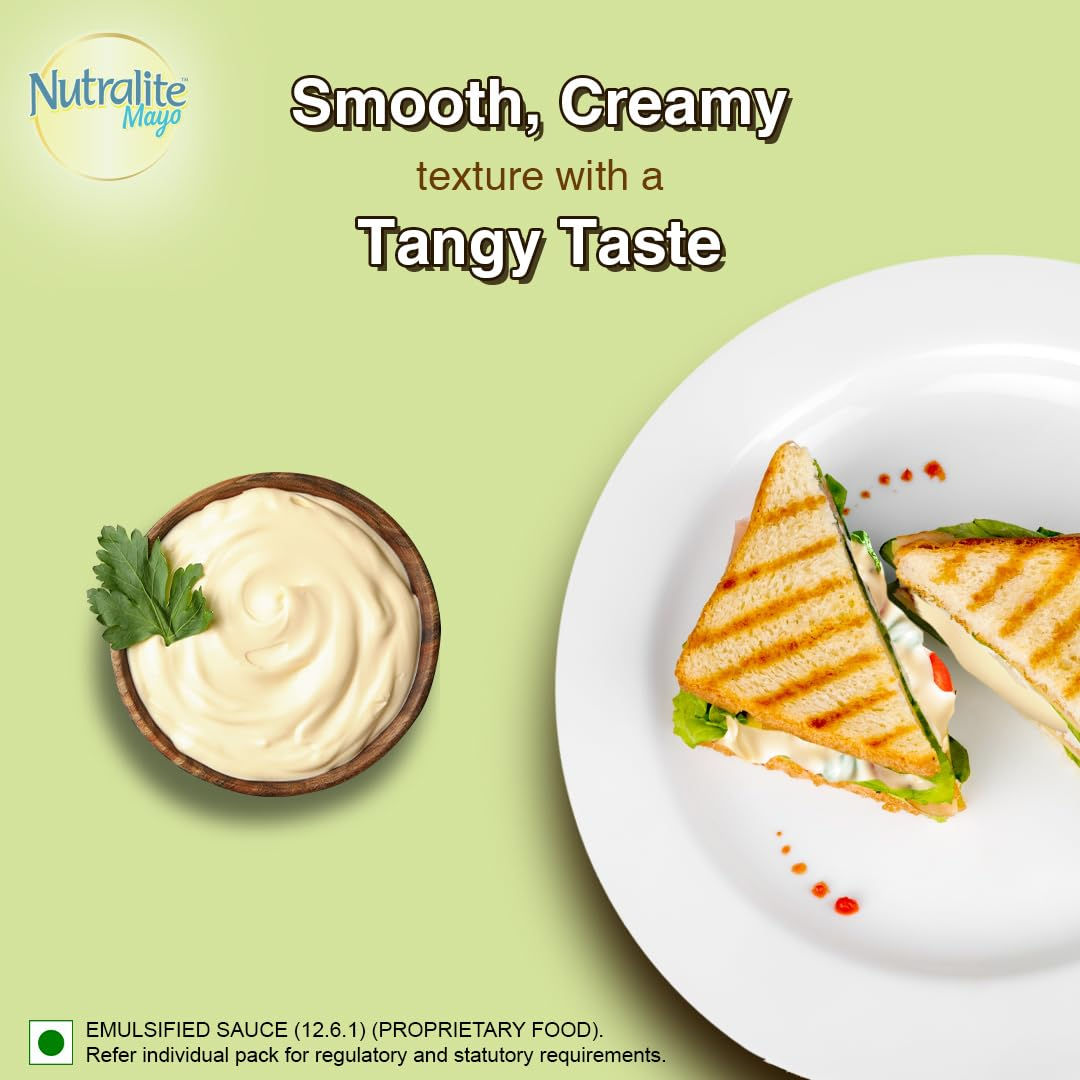 Nutralite Veg Mayo 300g (275g with 25g Extra)| Eggless Mayonnaise | Creamy & Cheesy Veg Mayonnaise|