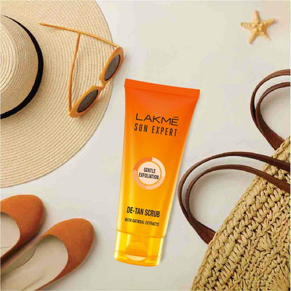 Lakme Sun Expert De Tan Scrub, 50 g