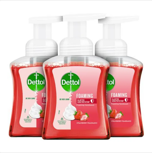 Dettol Foaming Handwash - 10x Better Germ Protection, Strawberry, 3x250 ml pump (Multipack)