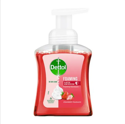 Dettol Foaming Handwash - 10x Better Germ Protection, Strawberry, 3x250 ml pump (Multipack)